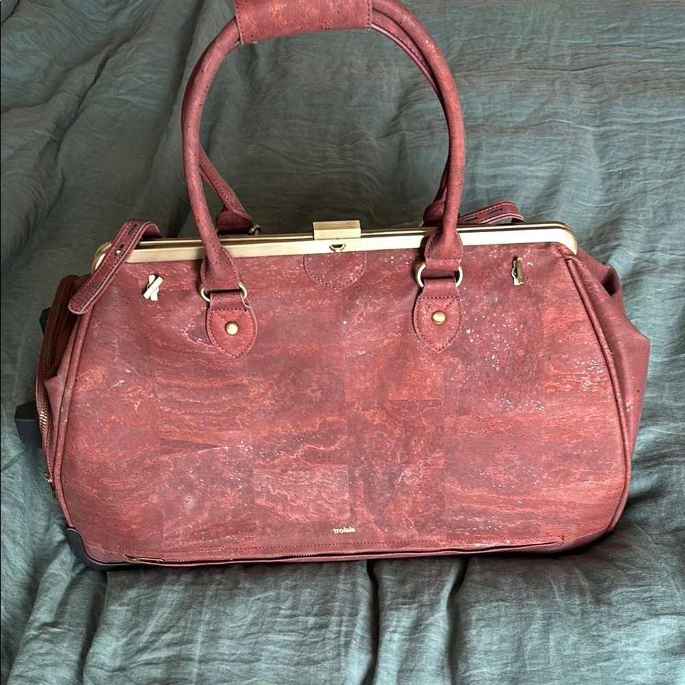 Brown Cork Leather bag Trolala laflore paris packing cubes and luggage adapter - Picture 5 of 14